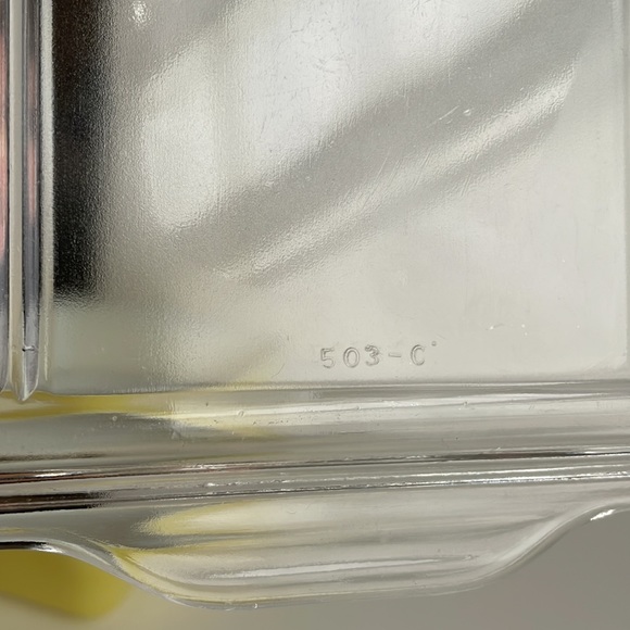 COPY - Vintage Pyrex dish w/lid (0503) - Picture 6 of 12